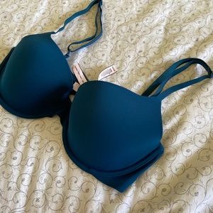 Like new Demi bra